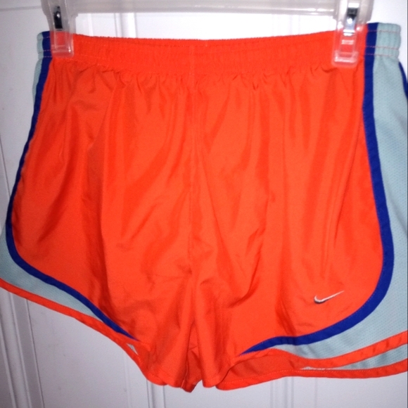 Orange and Blue Size M Nike Dry Fit - Picture 2 of 4